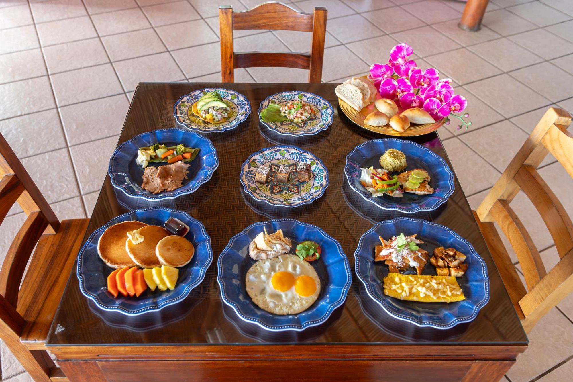 Torreblanca Beach Hotel And Suites Guayabitos - Desayuno Y Comida Incluido 瓜亚比托斯 外观 照片