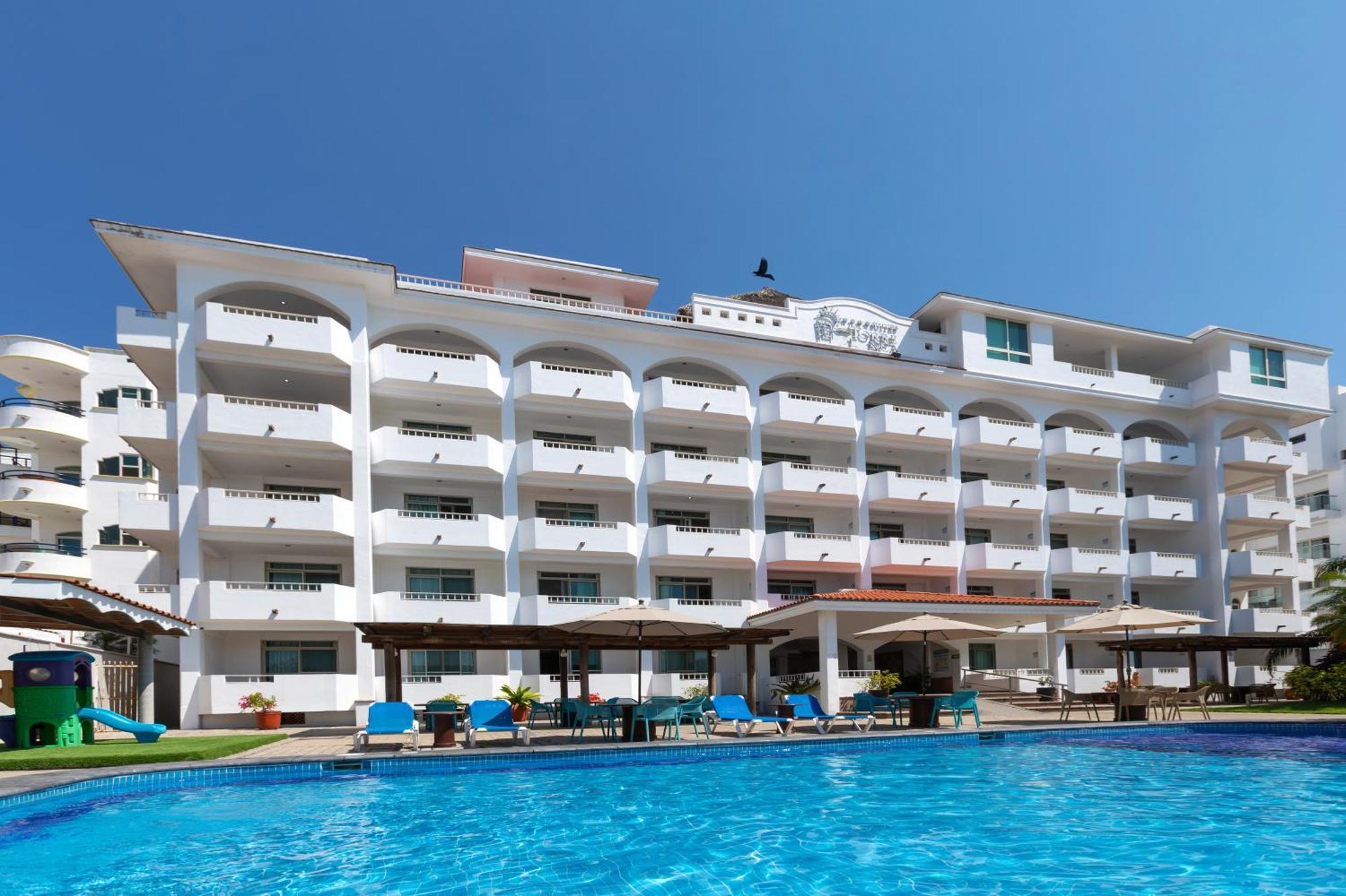 Torreblanca Beach Hotel And Suites Guayabitos - Desayuno Y Comida Incluido 瓜亚比托斯 外观 照片
