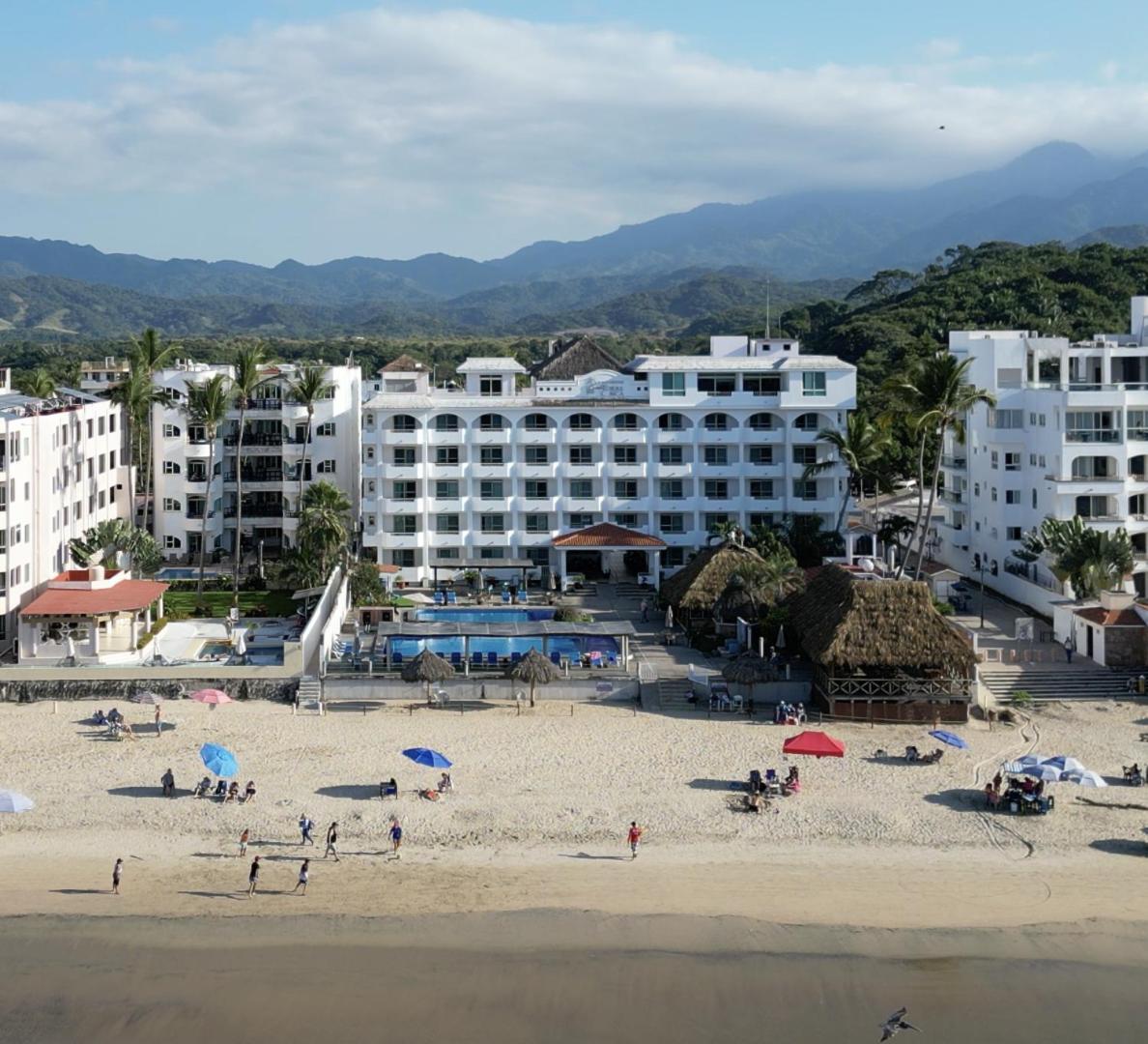 Torreblanca Beach Hotel And Suites Guayabitos - Desayuno Y Comida Incluido 瓜亚比托斯 外观 照片
